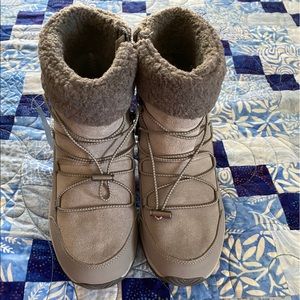 Easy Spirit Snow/Winter boots